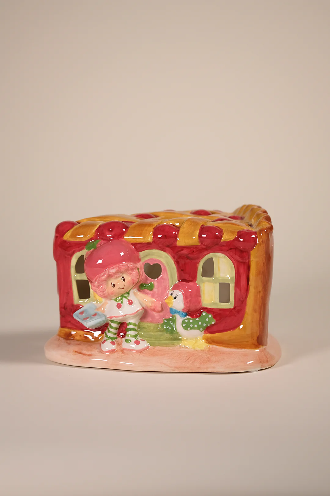 Cherry Cuddler Pie Candle House - Image 2