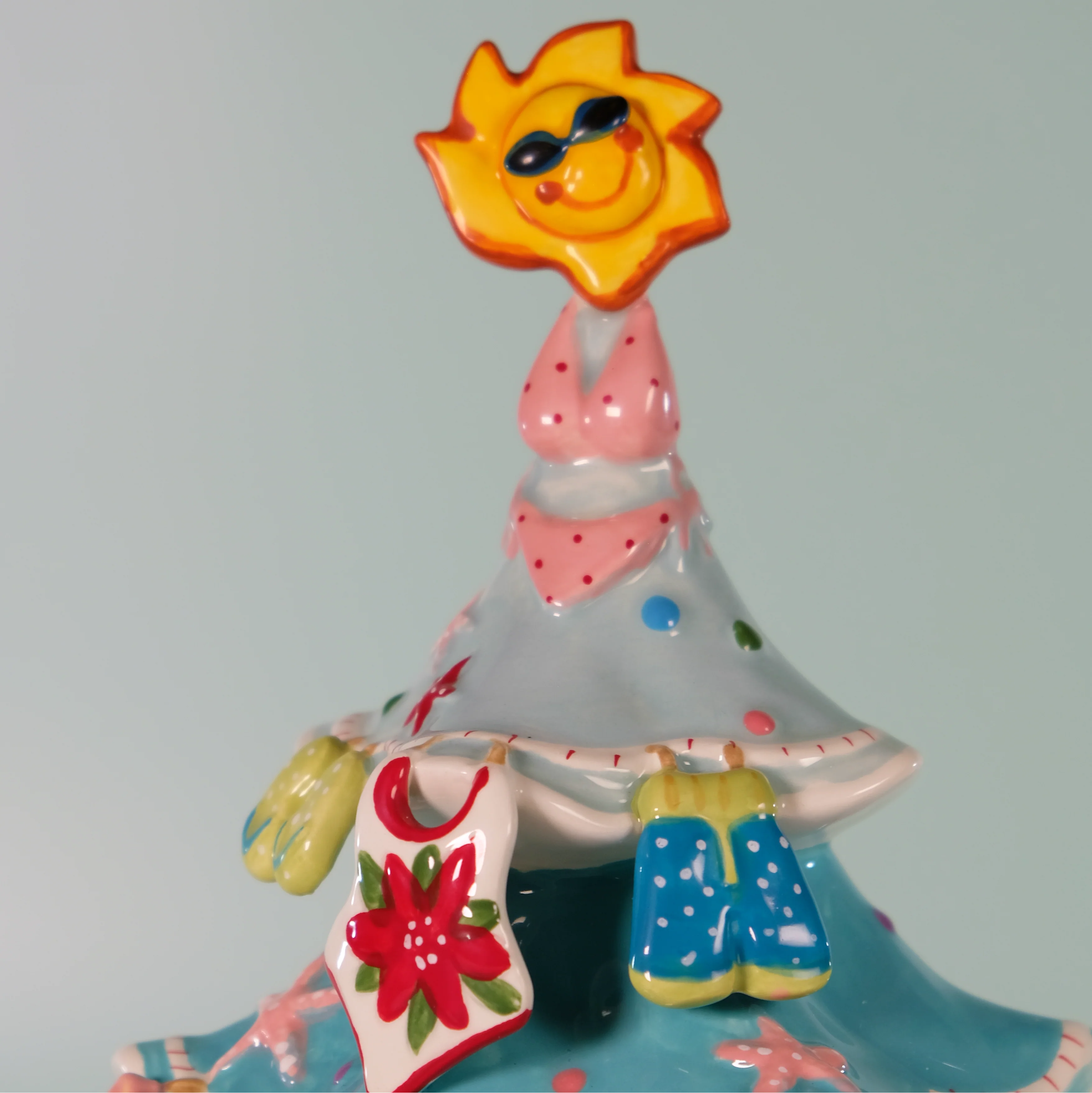 Christmas Beach Tree Figurine - Image 6