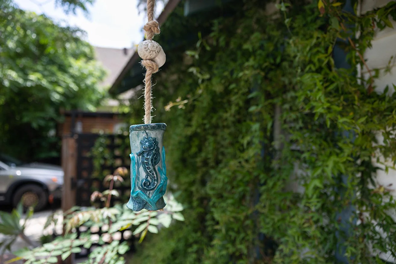 Clayworks Seahorse Garden Stringer - Image 3