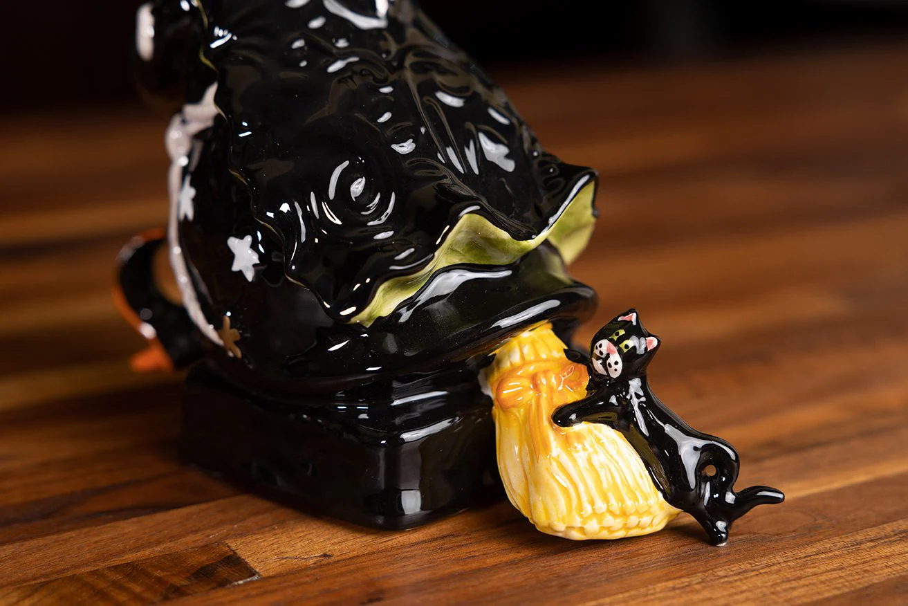 Clayworks Witch Figurine - Image 3