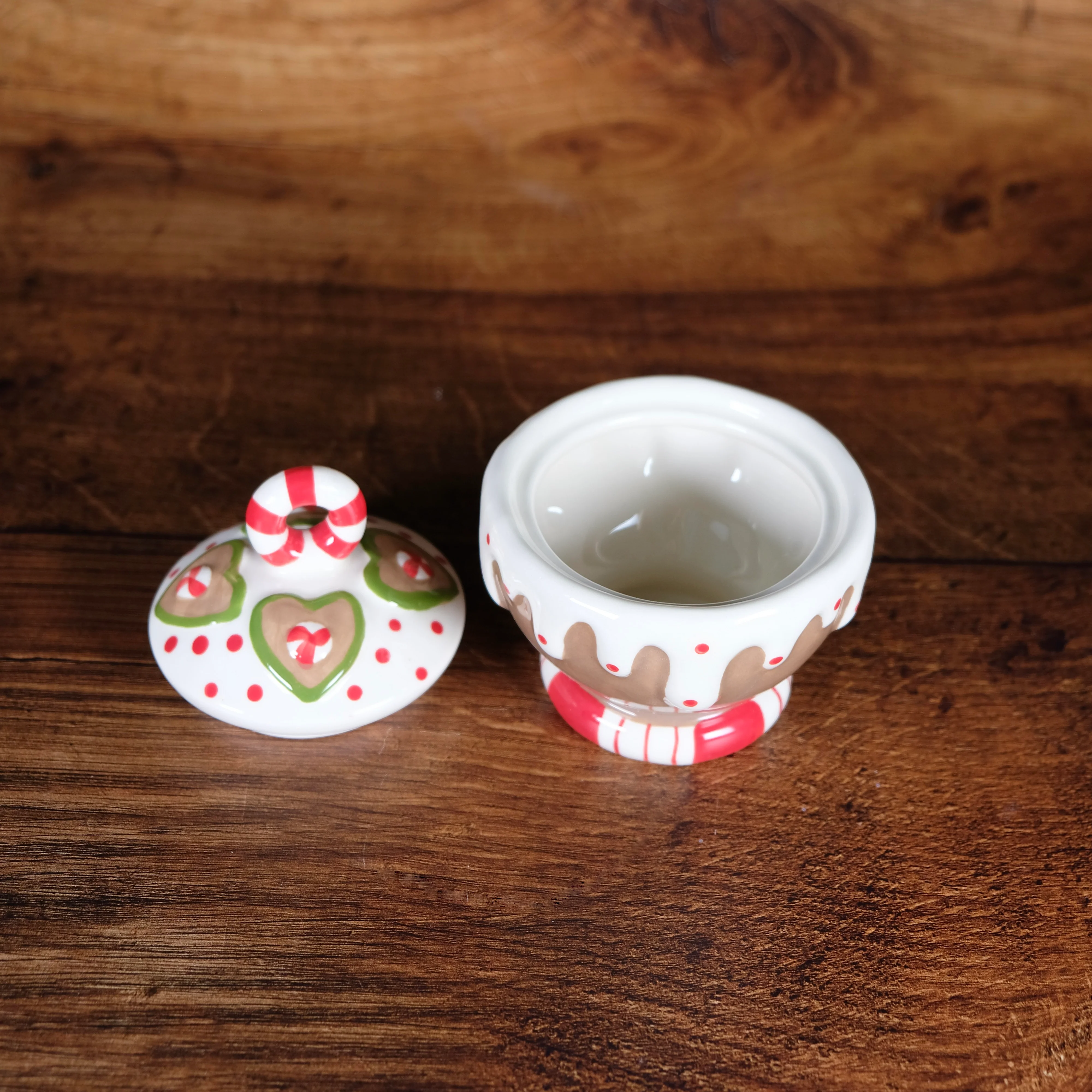 Gingerbread Creamer and Sugar with Tray - Image 3