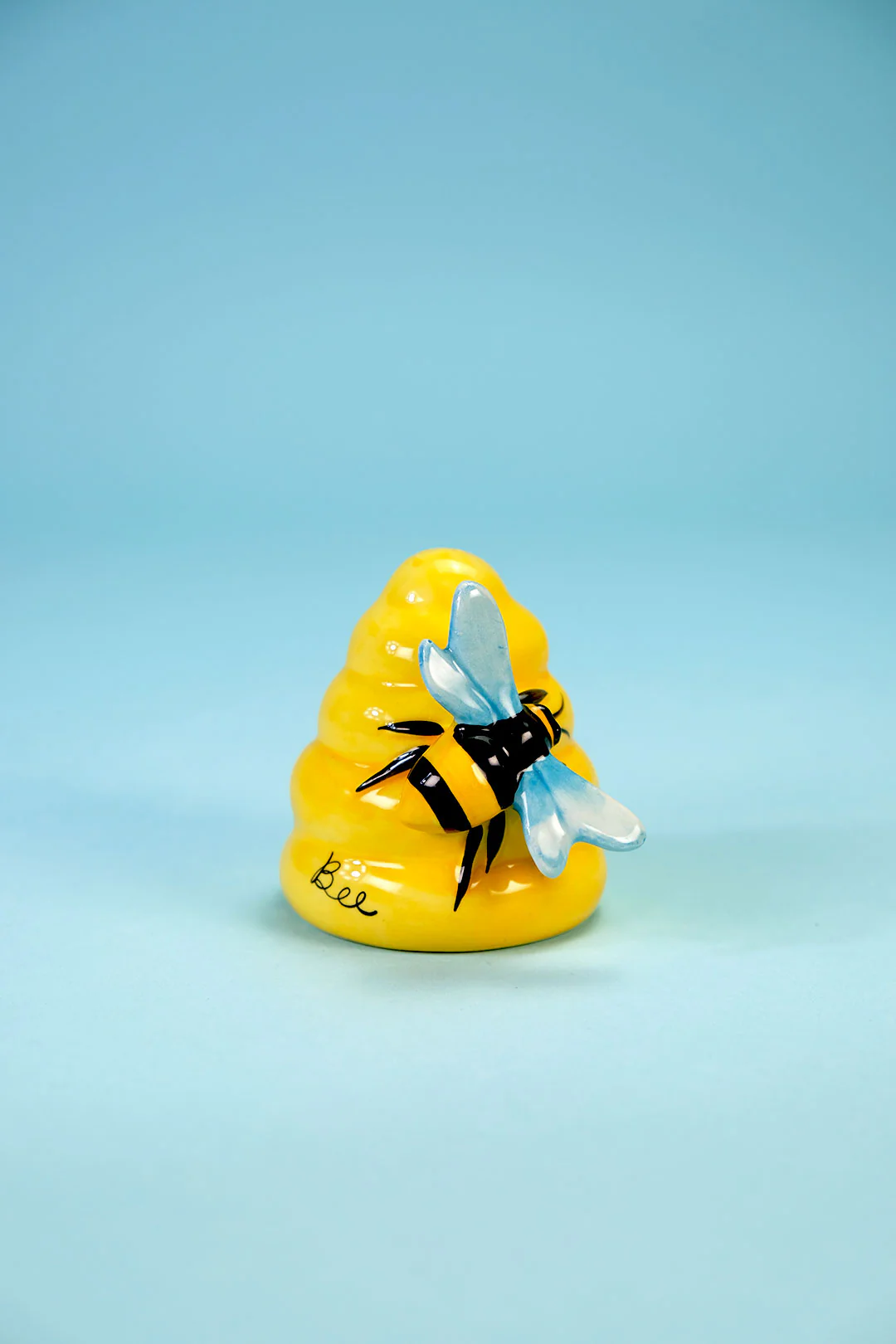 Happy Bee Salt & Pepper Set - Image 5