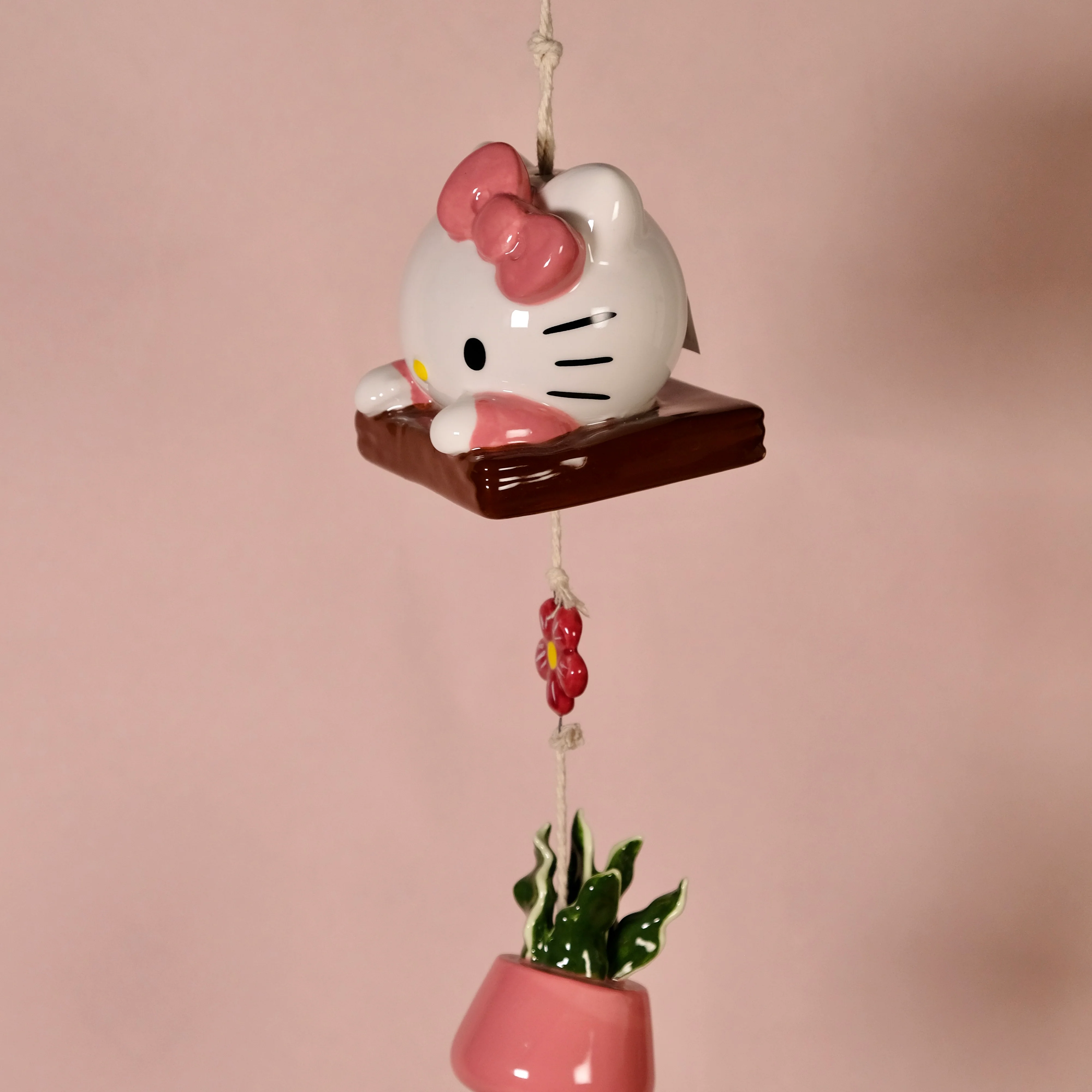 Hello Kitty Beautiful Garden Planter Wind Chime - Image 3