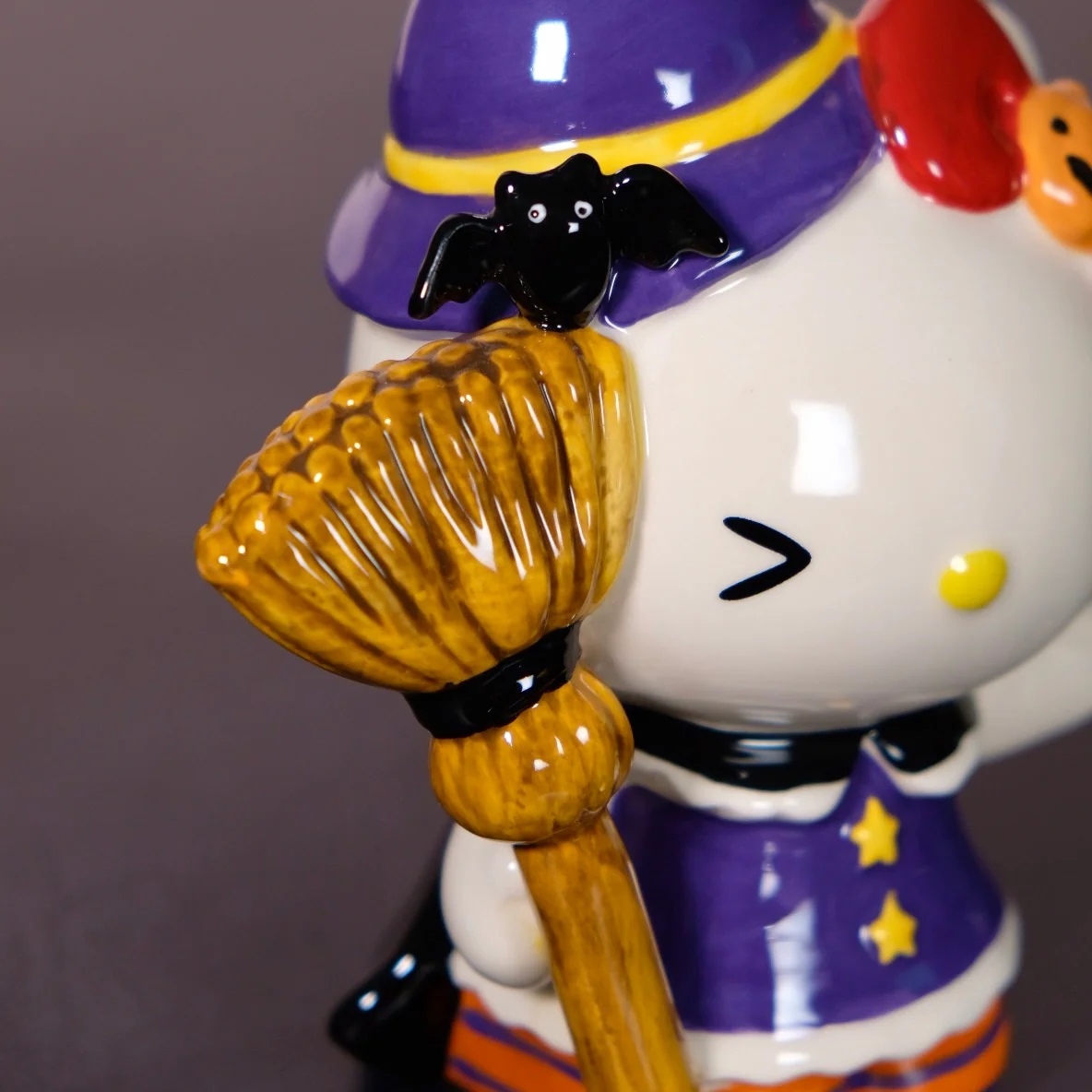 Hello Kitty Cute Bat Witch Figurine - Image 2