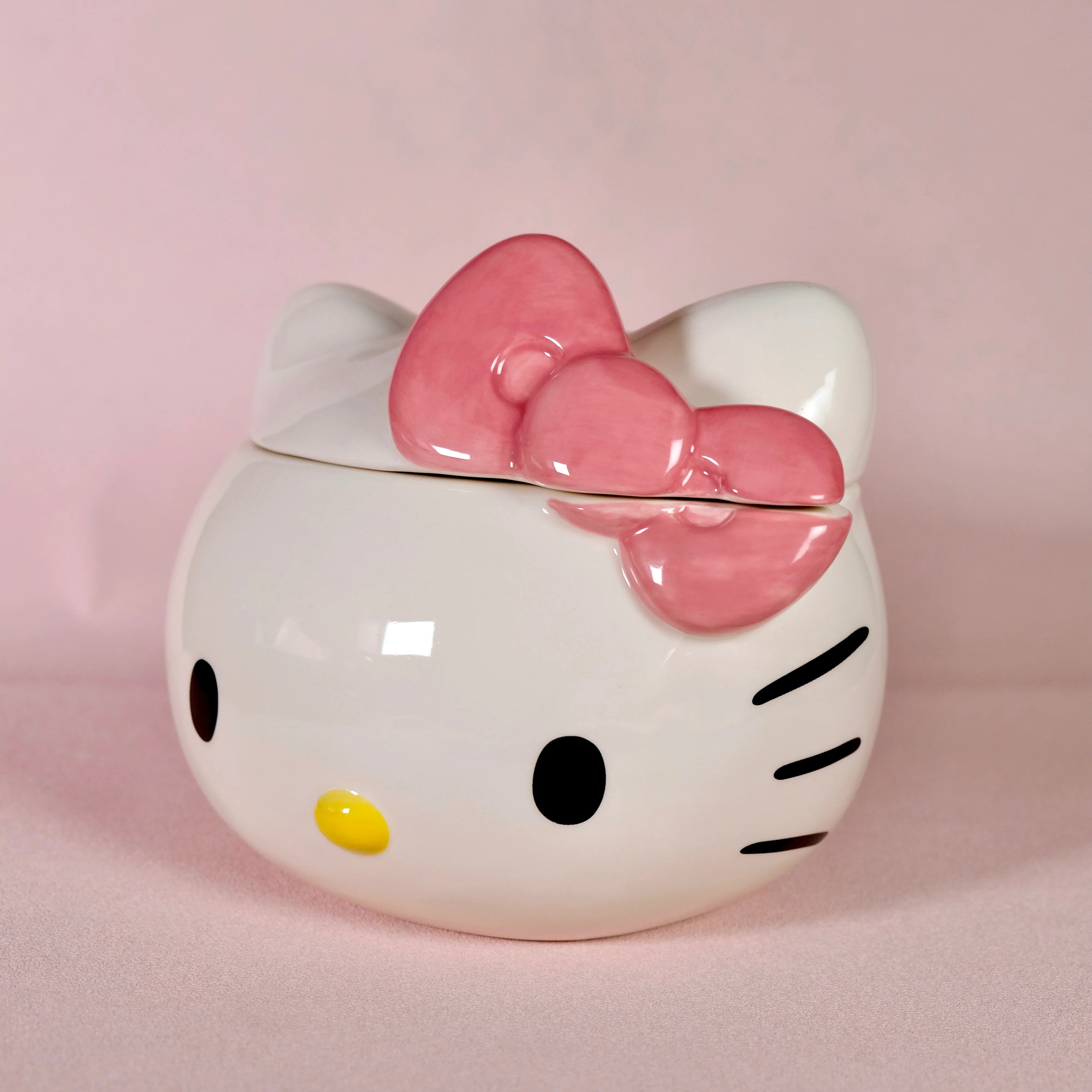 HELLO KITTY FIGURAL HEAD COOKIE JAR - Image 2