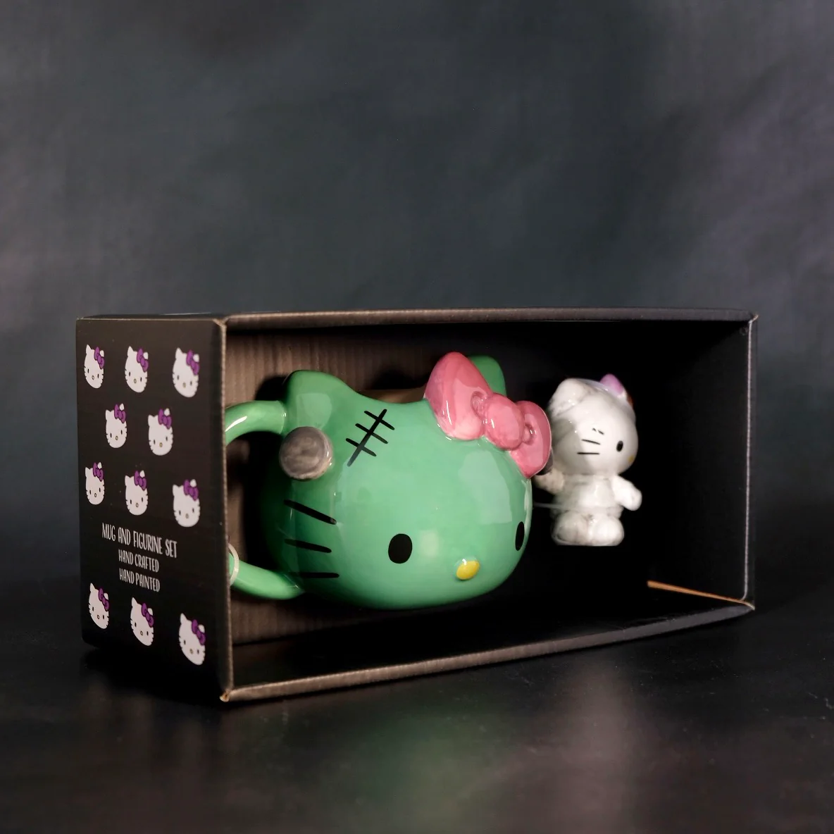 HELLO KITTY HEAD HALLOWEEN MUG & FIGURINE SET - Image 2