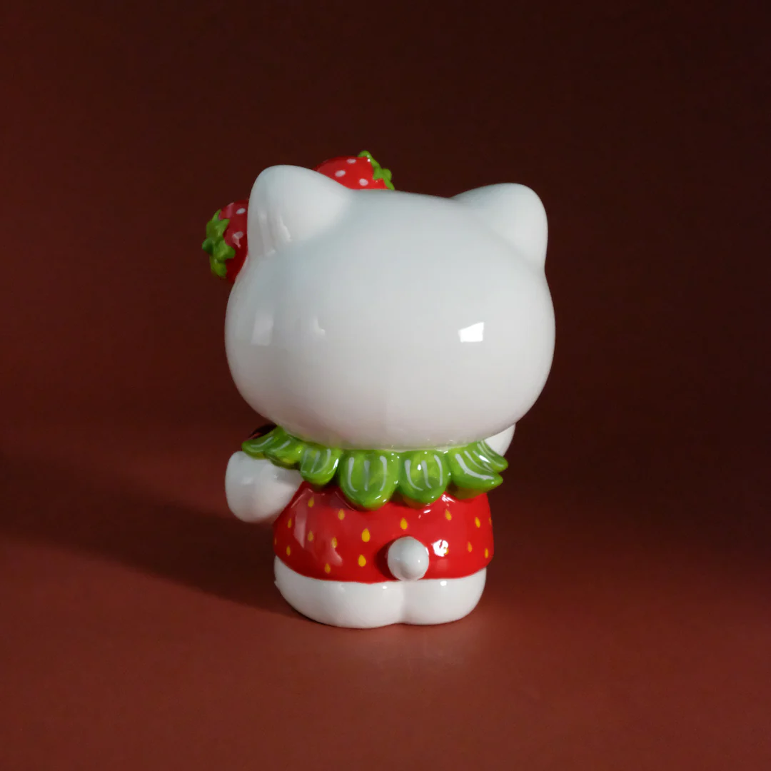 Hello Kitty with Heart Figurine - Image 4