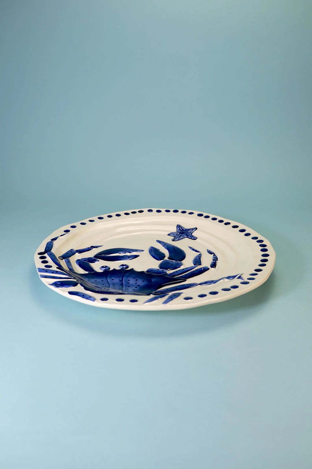 Magic Sea 14" Round Crab Platter - Cobalt Blue - Image 3