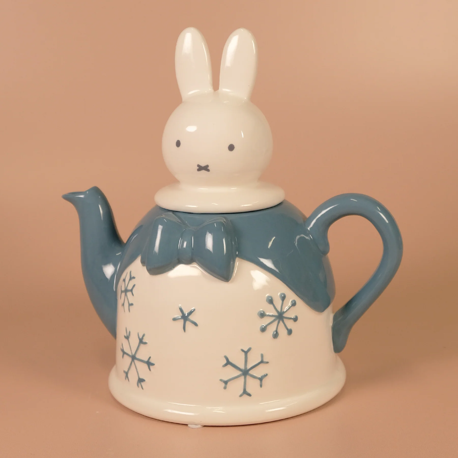 Miffy Winter Teapot - Image 2