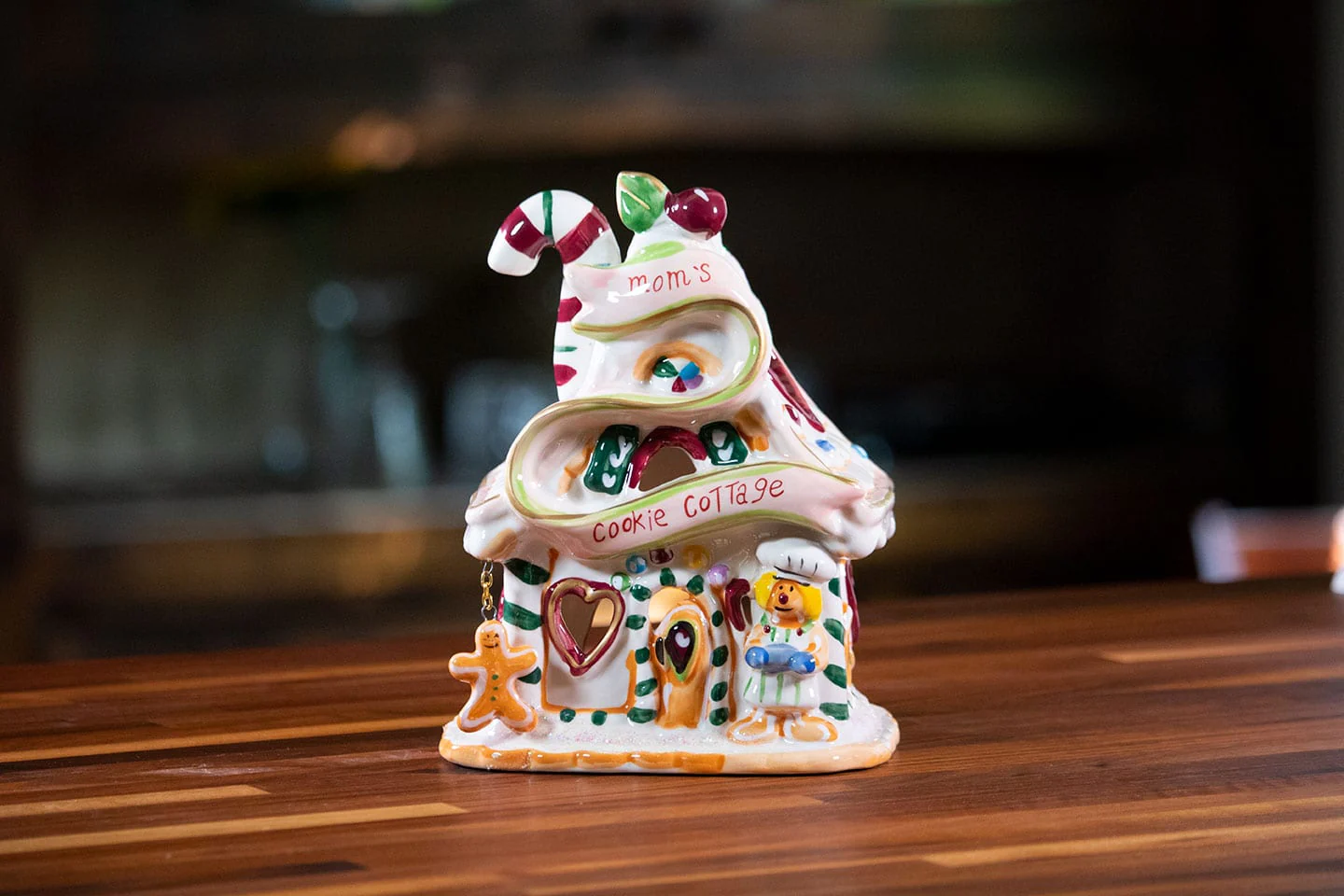Mom's Cookie Cottage Candle House