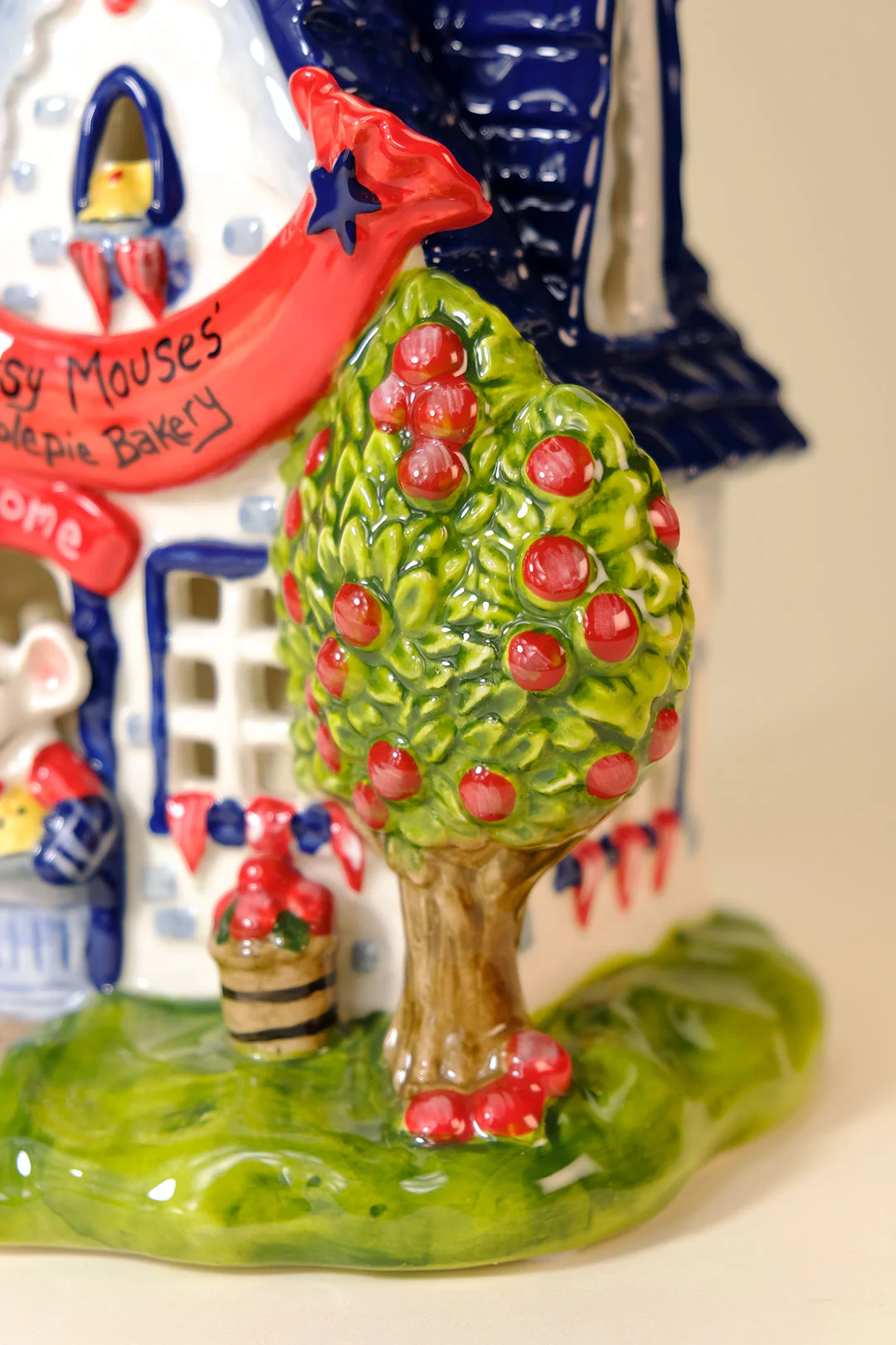 Mouse Candle House - Image 9
