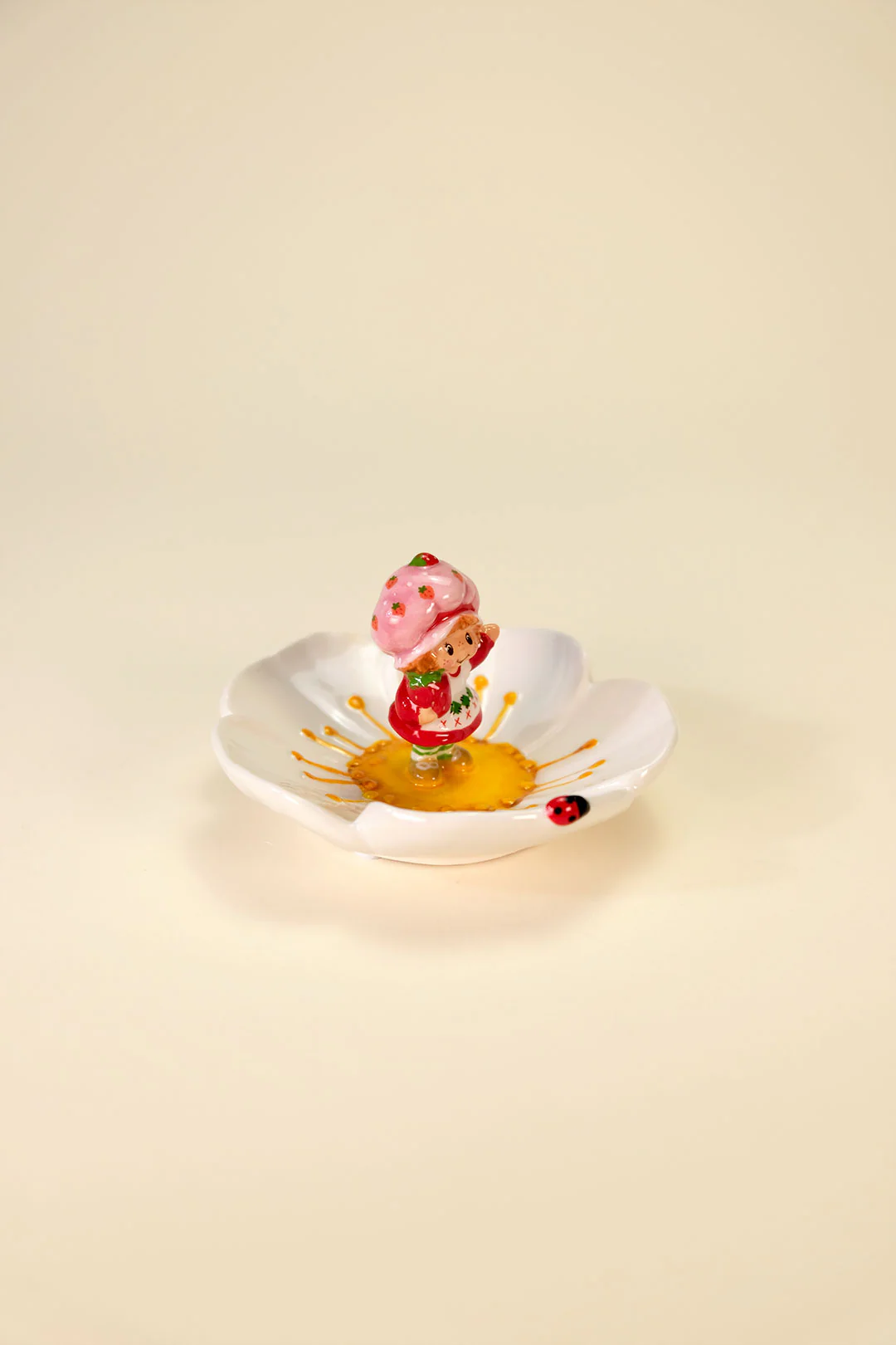 Strawberry Shortcake Flower Ring Holder - Image 5