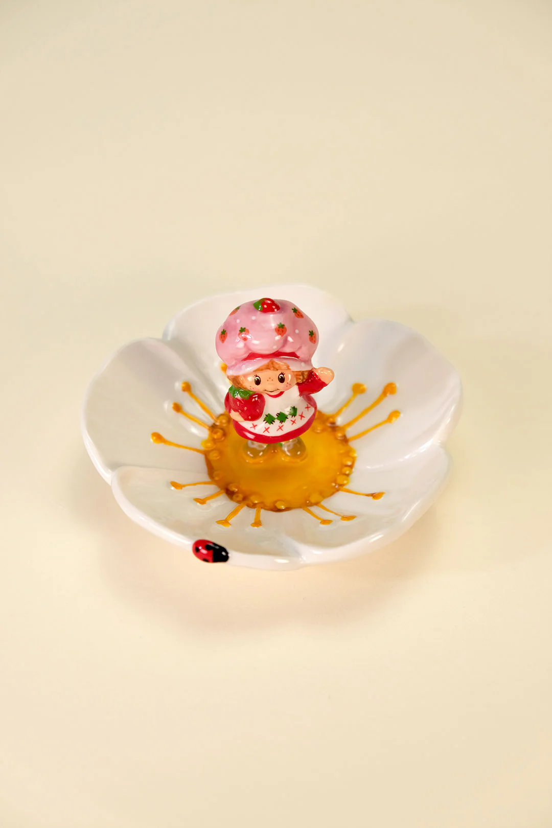 Strawberry Shortcake Flower Ring Holder - Image 6