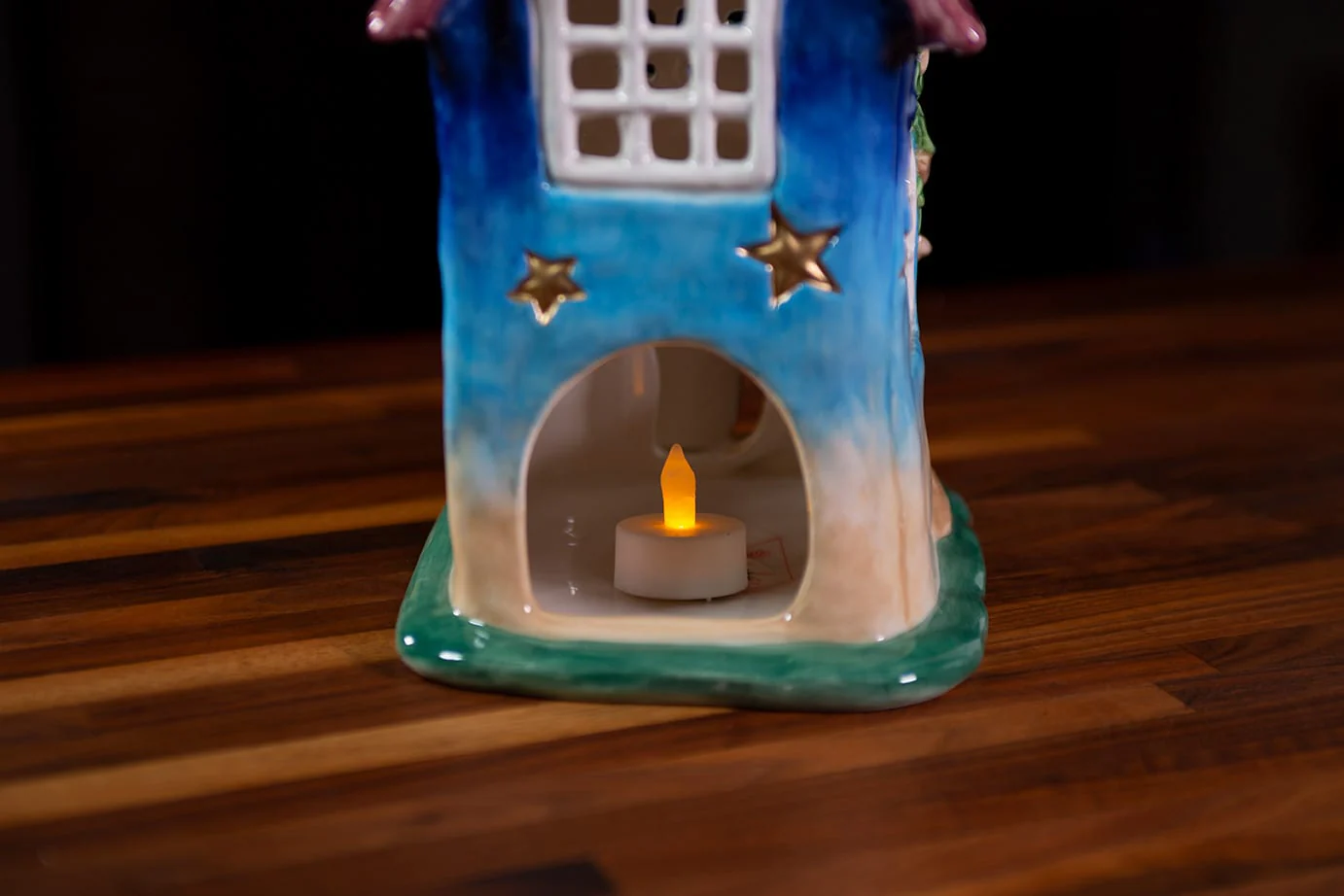 The Stargazers Candle House - Image 2