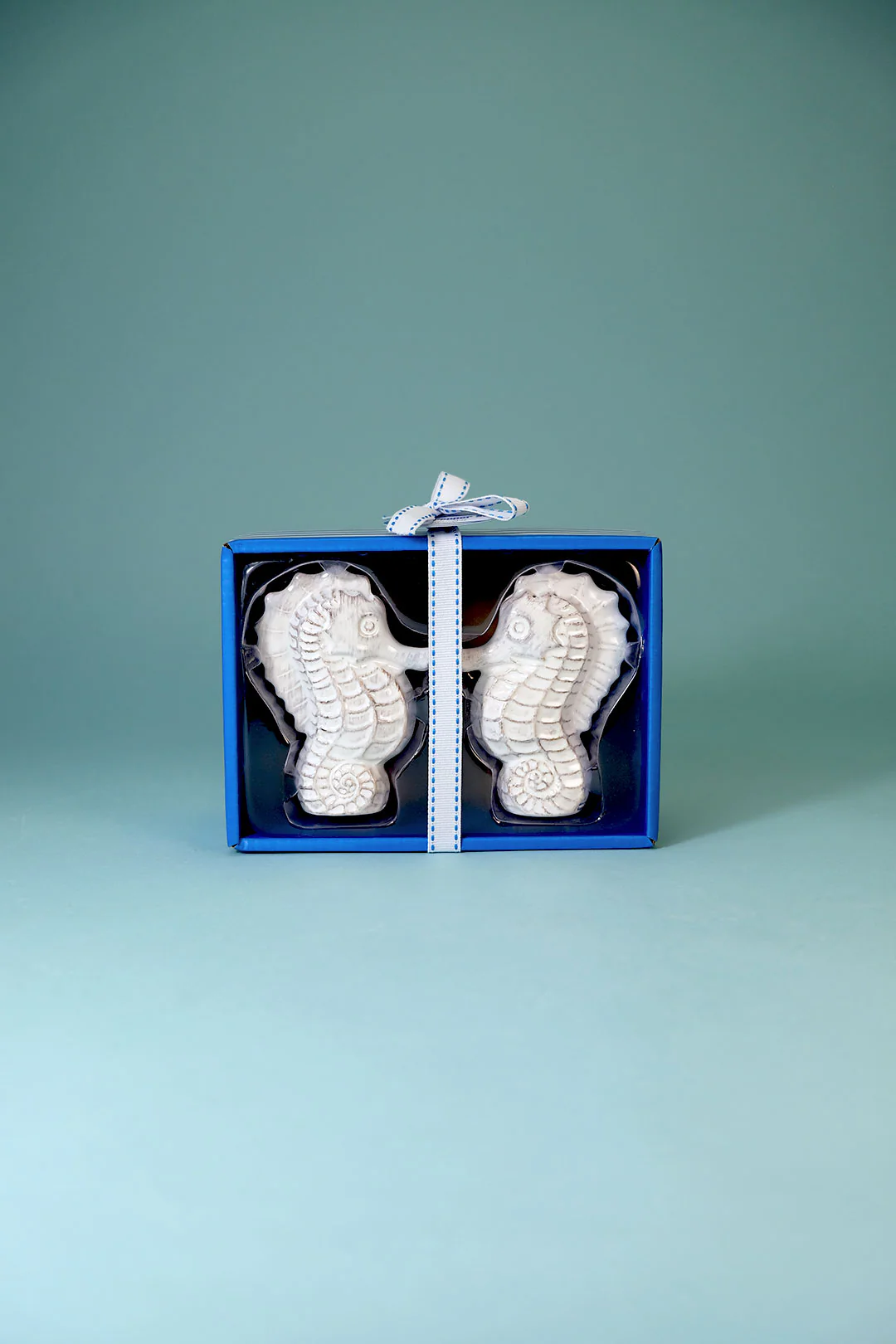 White Seahorse Salt & Pepper Set - Image 4