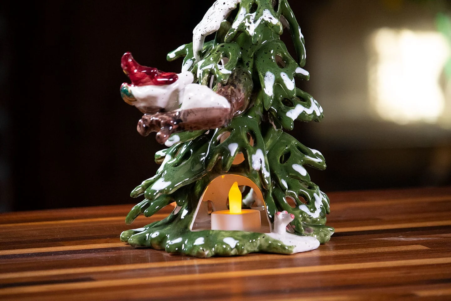 Woodland Comfort Tree Tealight Holder - Image 3